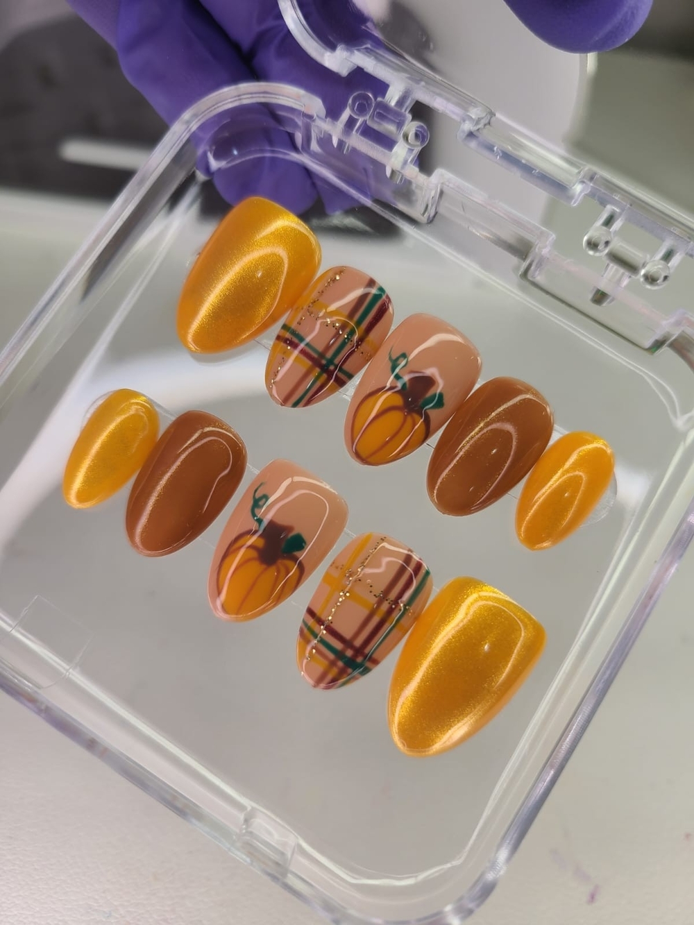 Size-(S)-Nail Set with Yellow & Brown Autumn Designs